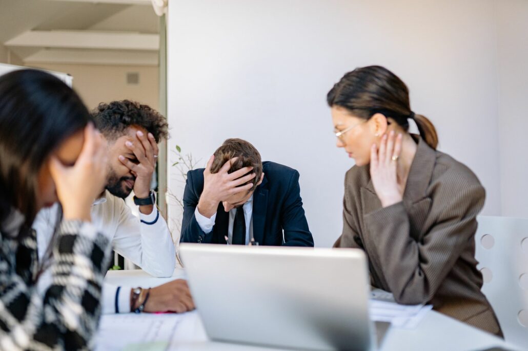 勞資糾紛影響外銷訂單？企業主必懂的網路聲譽修復策略